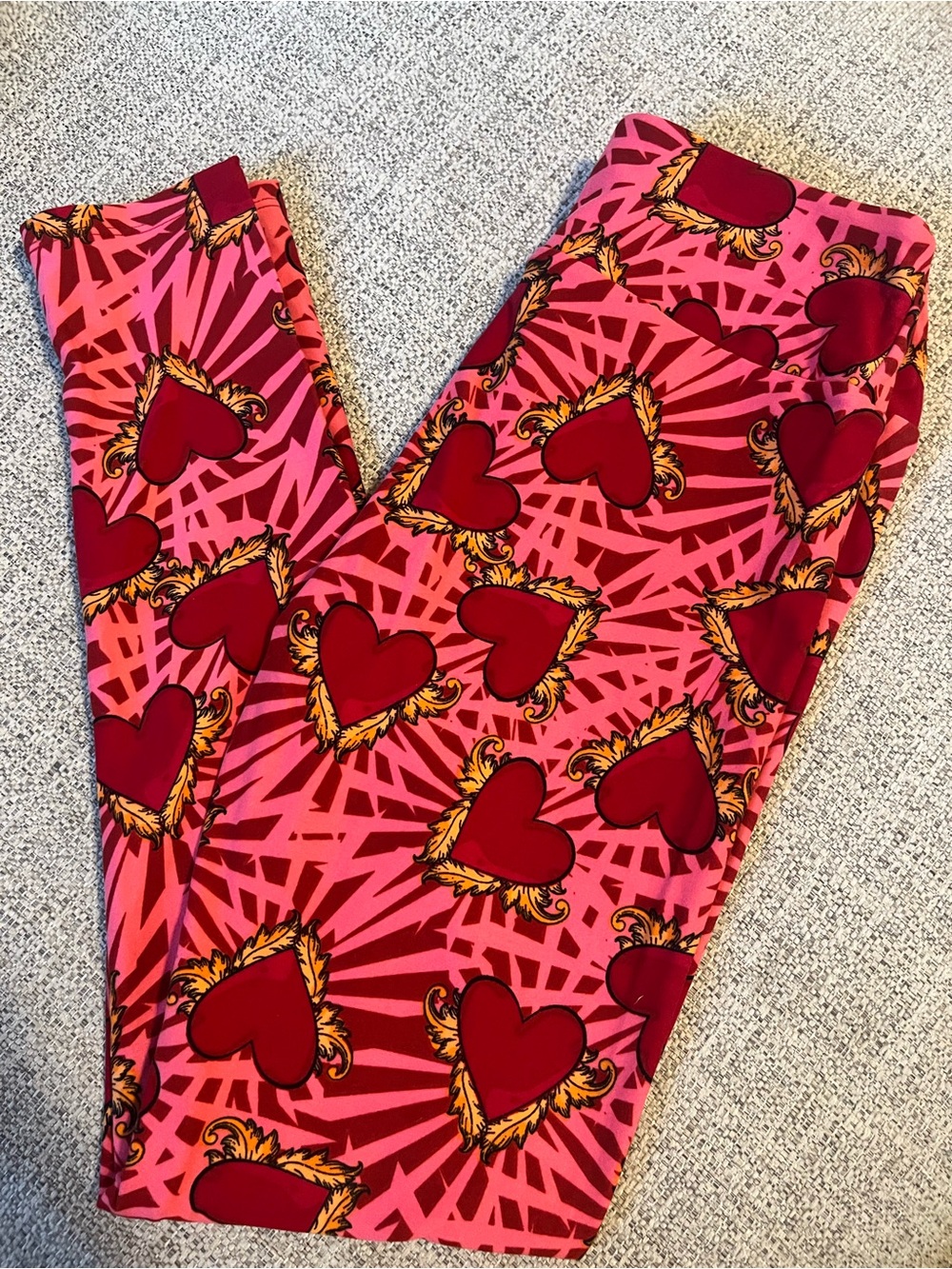 LuLaRoe OS Pink & Red Heart Motif Leggings